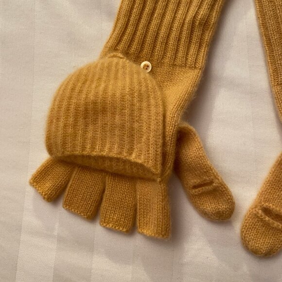 WHITE + WARREN 100% Cashmere Women Pop Top Gloves. Light Mustard One Size. NEW - Picture 4 of 15